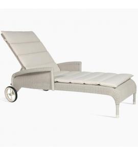 Vincent Sheppard Safi Lounger - Old Lace with Cushion