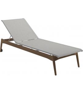 Gloster Sway Lounger (White Frame/Seagull Sling)