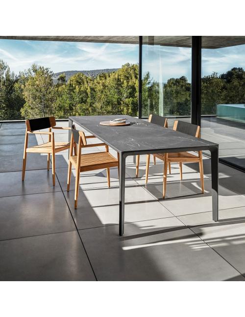 Gloster Carver 220 x 100cm Rectangular Table – White Frame with Nero Ceramic Top