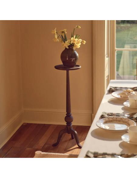Neptune Thornbury Oak Plant Stand - Darkened Oak