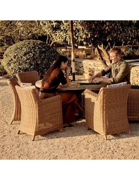 Neptune Harmondsworth 6 Seater Round Teak Table