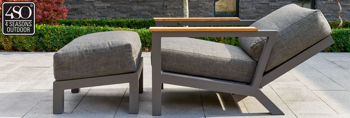 4 Seasons Lounge Chairs