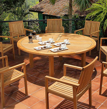 https://www.gardenfurnitureandinteriors.co.uk/s/383/barlow-tyrie-drummond