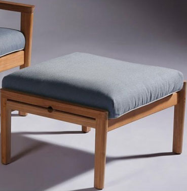 Footstools and Ottomans