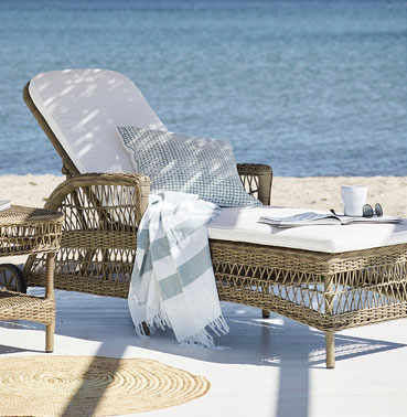 Sika Sunbeds